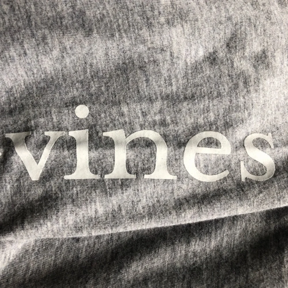 Vineyard Vines Women’s  Winter Whale Long Sleeve Lightweight Shirt Size XS - Picture 11 of 14